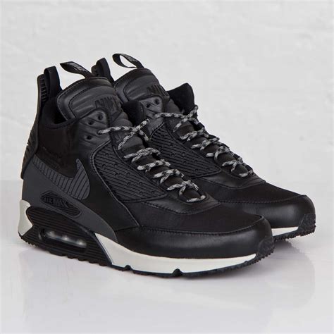 Nike Air Max 90 Sneakerboot WNTR Review 